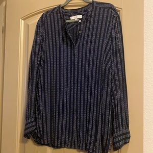 LOFT Plus 22 button down top